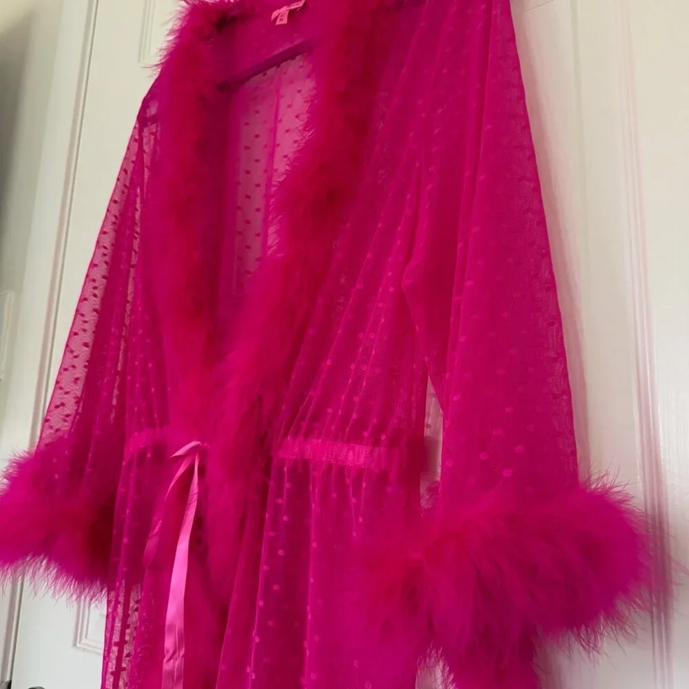 Betsey Johnson Pink Sheer Robe with Feather Boa Trim - Picture 9 of 11